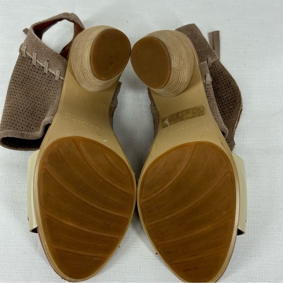 EMU Australia Sarabah size 7.5 Suede Leather Heel Sandals - Picture 14 of 16